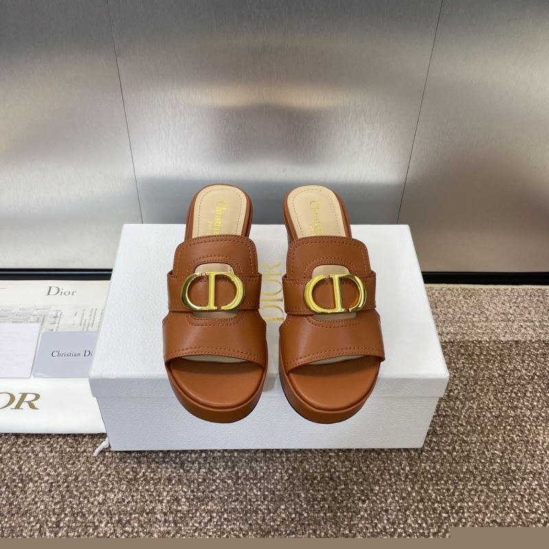 ch**an D*or slippers